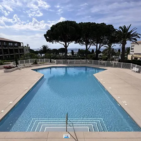 Apartment T2 Avec Piscine Et Vue Proche Plages - Fr-1-768-76 Les Issambres